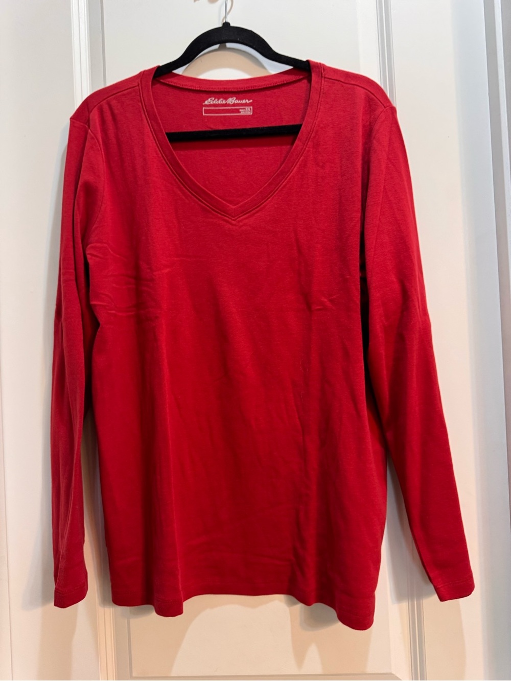 NWT Eddie Bauer Men’s Burgundy long Sleeve tee Sz 2XL VNeck armpit to armpit 23”